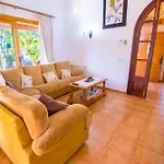 Sunny Villa With Private Pool, Ac And Wifi